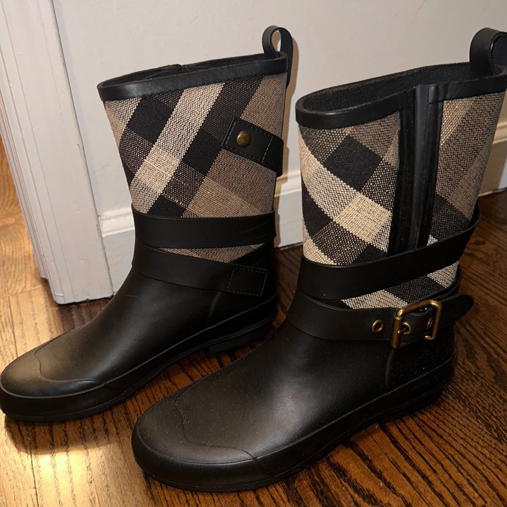 Burberry Black and Beige Check Rain Boots